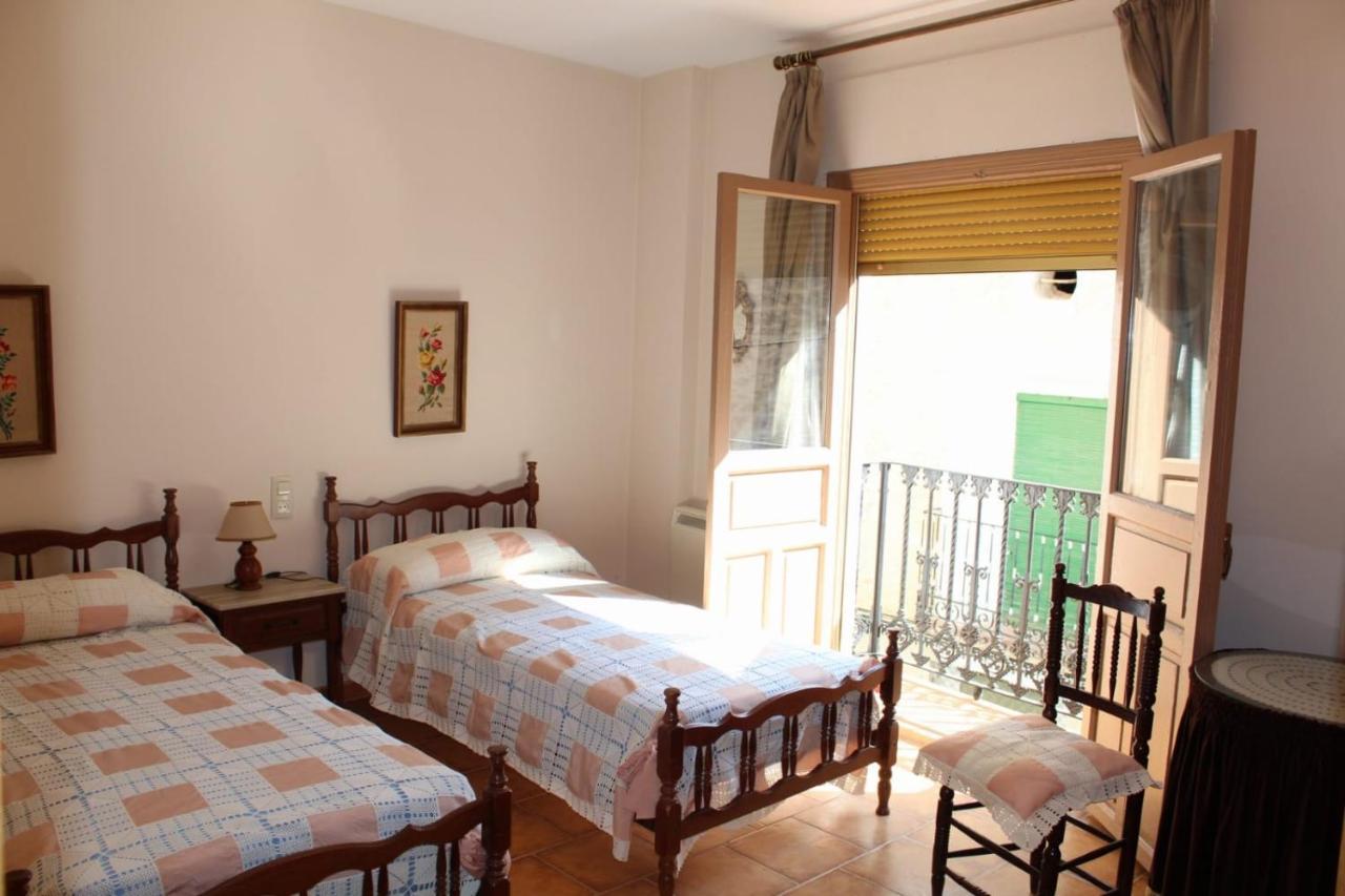 Casa Rural Puerta De La Iglesia Elche de la Sierra Ngoại thất bức ảnh